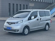 Nissan NV200 2011