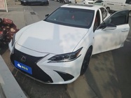 Lexus ES 2022
