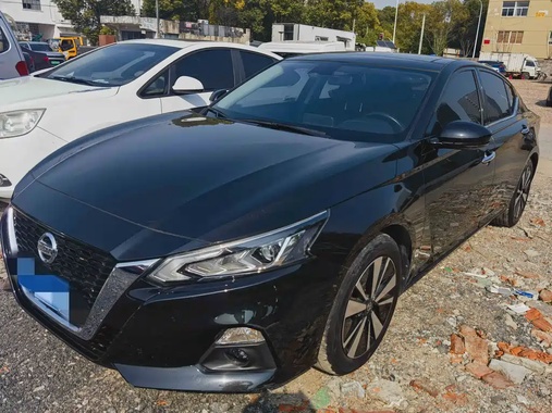 Nissan Teana 2022