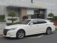 Toyota Crown 2015