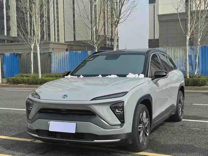 NIO ES6