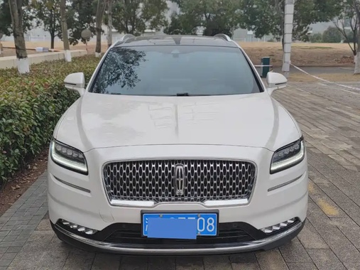 Lincoln Nautilus 2022