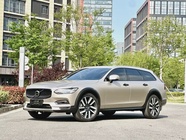 Volvo V90 2025