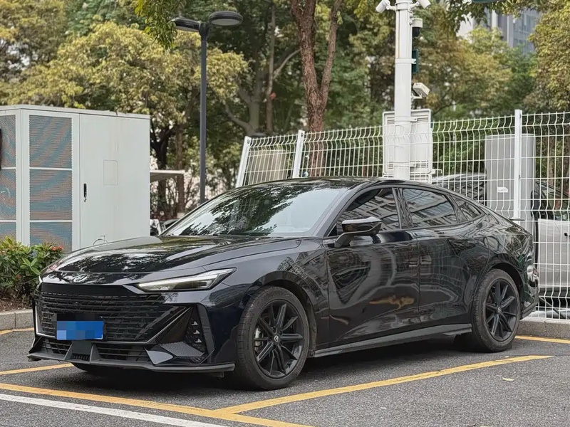 Changan UNI-V