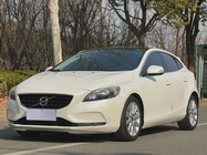 Volvo V40 2015