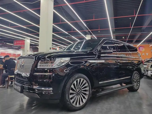 Lincoln Navigator 2021