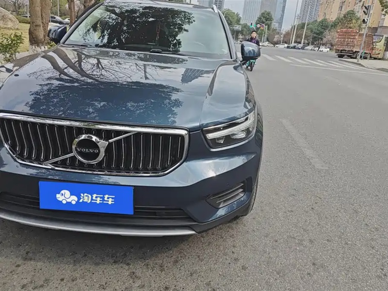 Volvo XC40