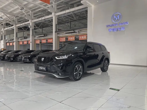 Toyota Crown Kluger 2024