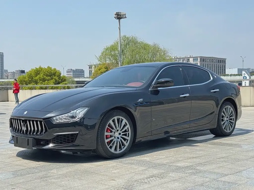 Maserati Ghibli 2023