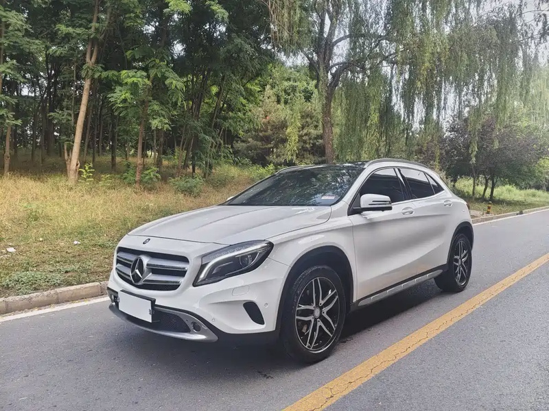Mercedes-Benz GLA-Class