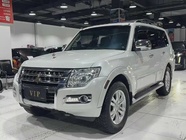 Mitsubishi Pajero 2019