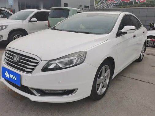 Bestune B70 2015