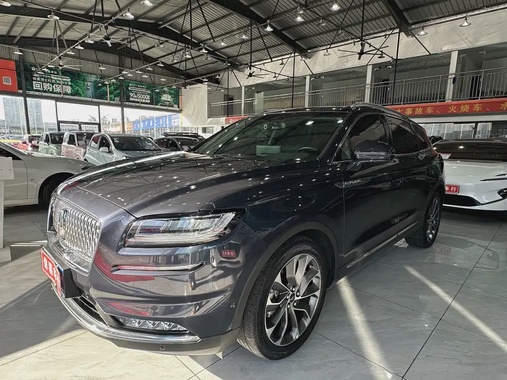 Lincoln Nautilus 2022