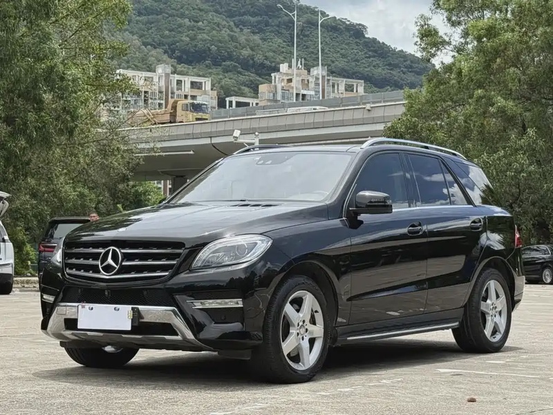 Mercedes-Benz M-Class