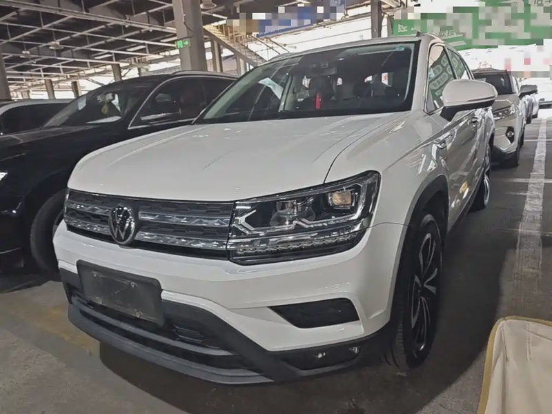 Volkswagen Tharu
