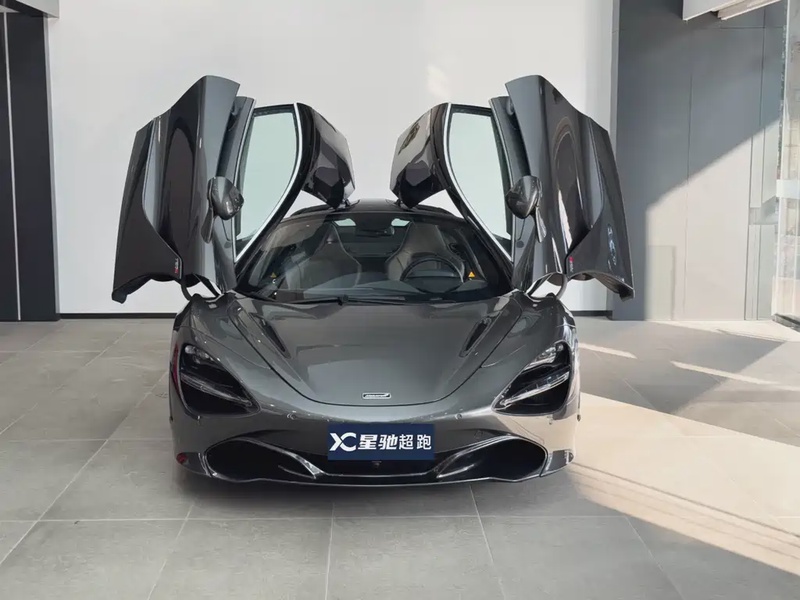 McLaren 720S