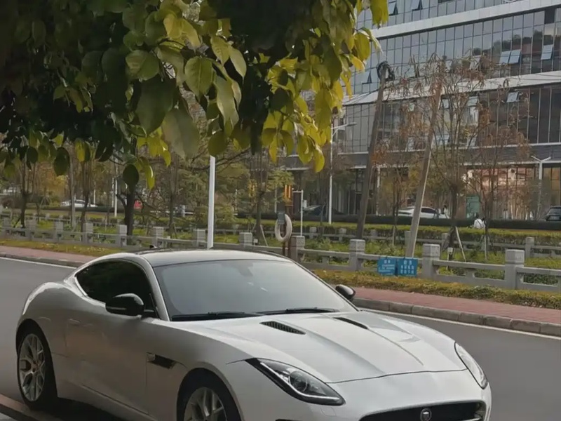 Jaguar F-TYPE