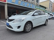 Hyundai Verna 2011