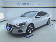 Nissan Teana 2023