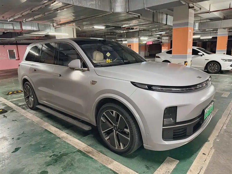 Li Auto L9
