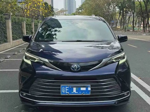 Toyota Sienna 2023