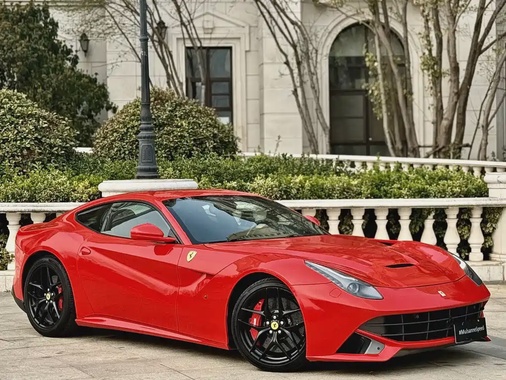 Ferrari F12 2015