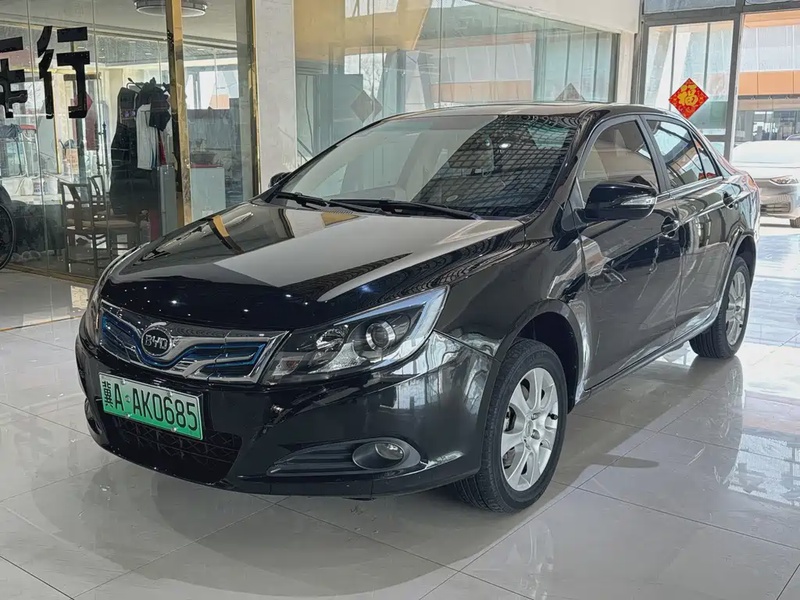 BYD e5