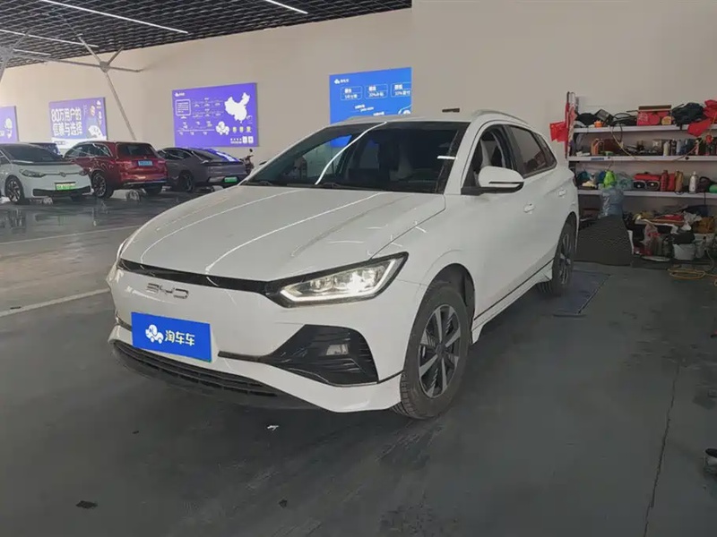 BYD e2