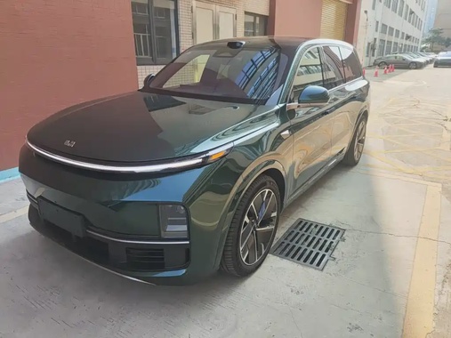 Li Auto L9 2025