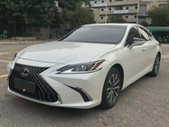 Lexus ES 2024