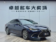 Lexus ES 2023