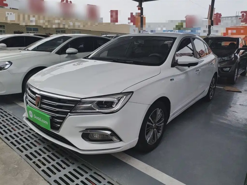 Roewe i5