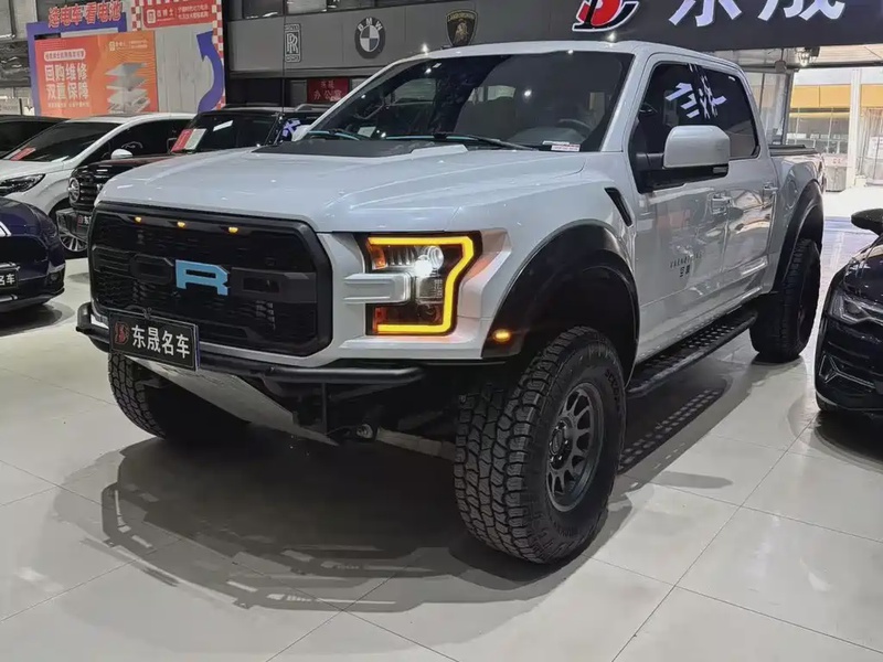 Ford F-150 Raptor