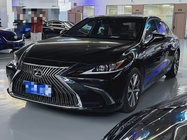 Lexus ES 2019