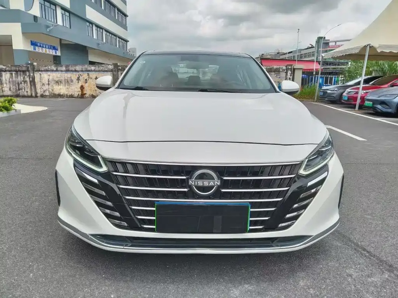 Nissan Teana