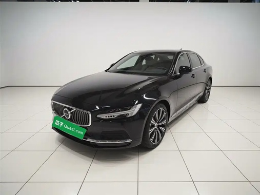 Volvo S90 2025