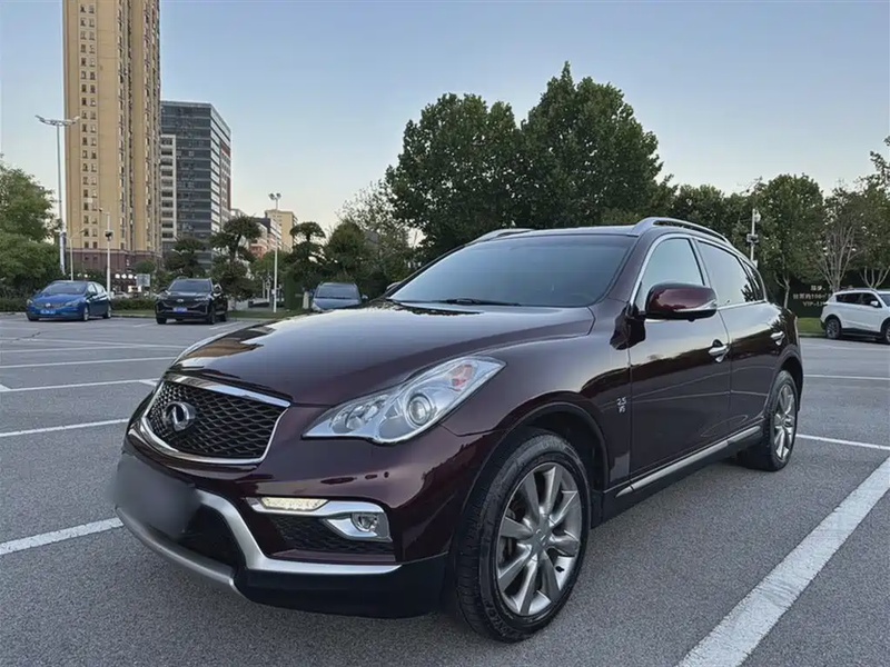 Infiniti QX50