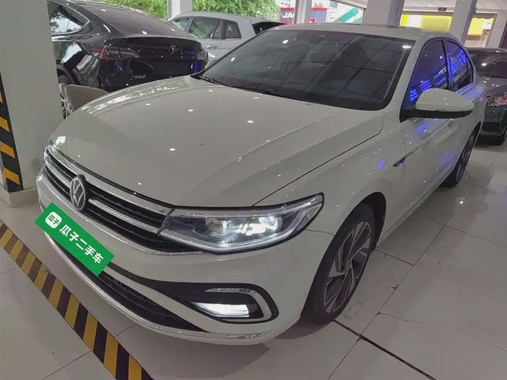 Volkswagen Bora 2023