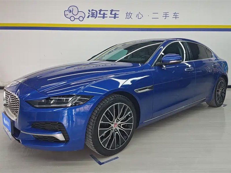 Jaguar XE