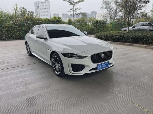 Jaguar XE 2022