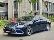 Lexus ES 2021