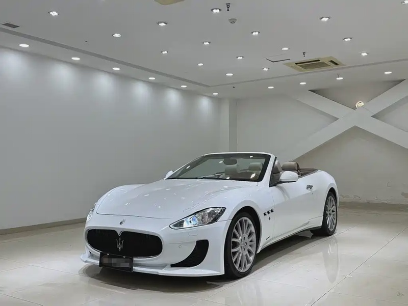 Maserati GranCabrio