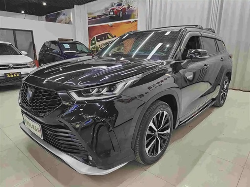 Toyota Crown Kluger 2023