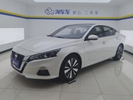 Nissan Teana 2022