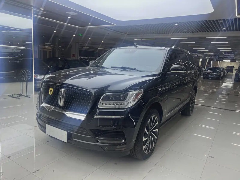 Lincoln Navigator