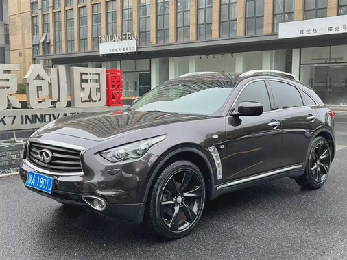Infiniti QX70 2014