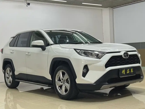 Toyota RAV4 2021