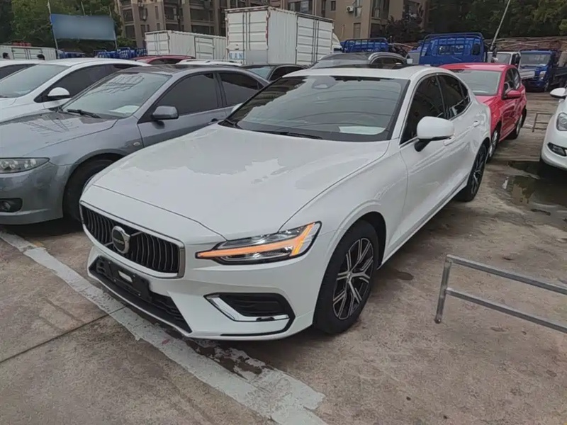 Volvo S60