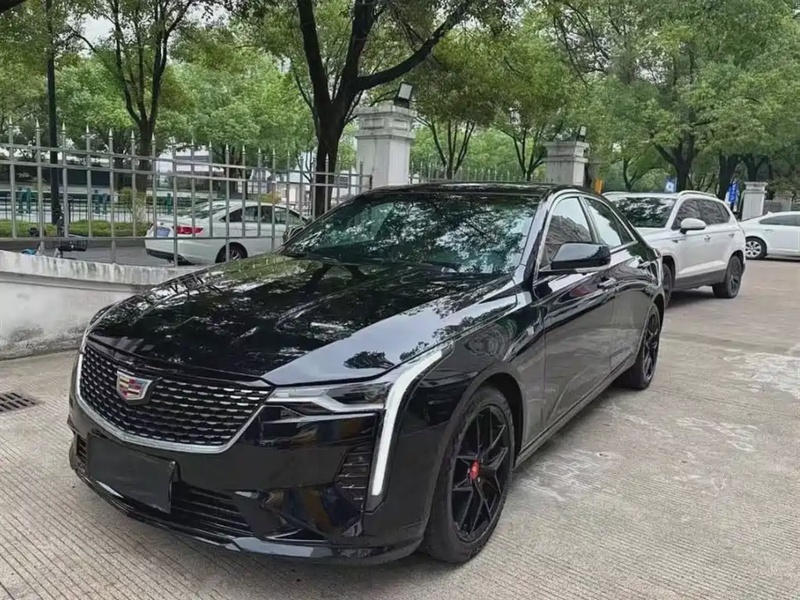 Cadillac CT4