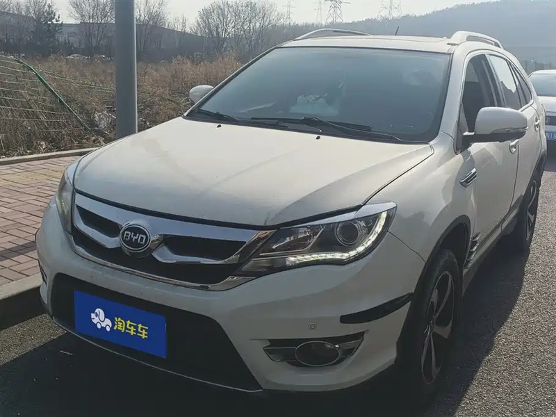 BYD S7